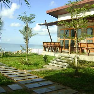 Phangan Palm Beach Resort & Restaurant